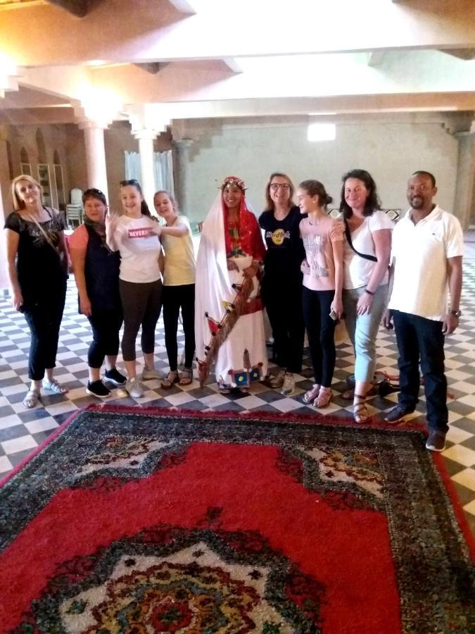 Хостел Kasbah Dar Bahnini Скура Экстерьер фото