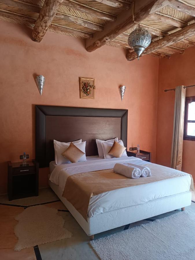 Хостел Kasbah Dar Bahnini Скура Экстерьер фото